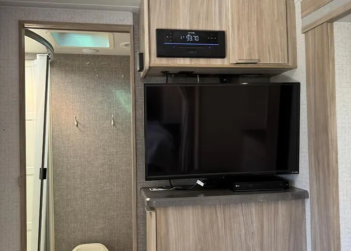 Apartament Pretty Traila And To 6 People With Fireplace And Jacuzzi *