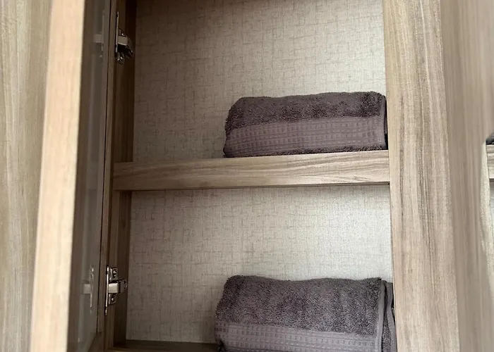 Pretty Traila And To 6 People With Fireplace And Jacuzzi Apartament *